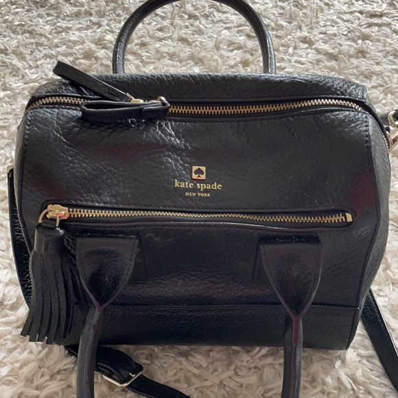 kate spade Handbags - Kate spade crossbody!